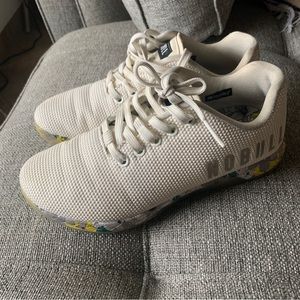 Nobull floral spring trainer